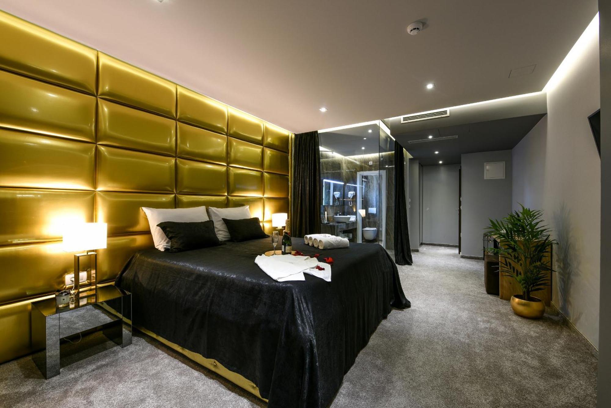 Lavie Zadarvillas *