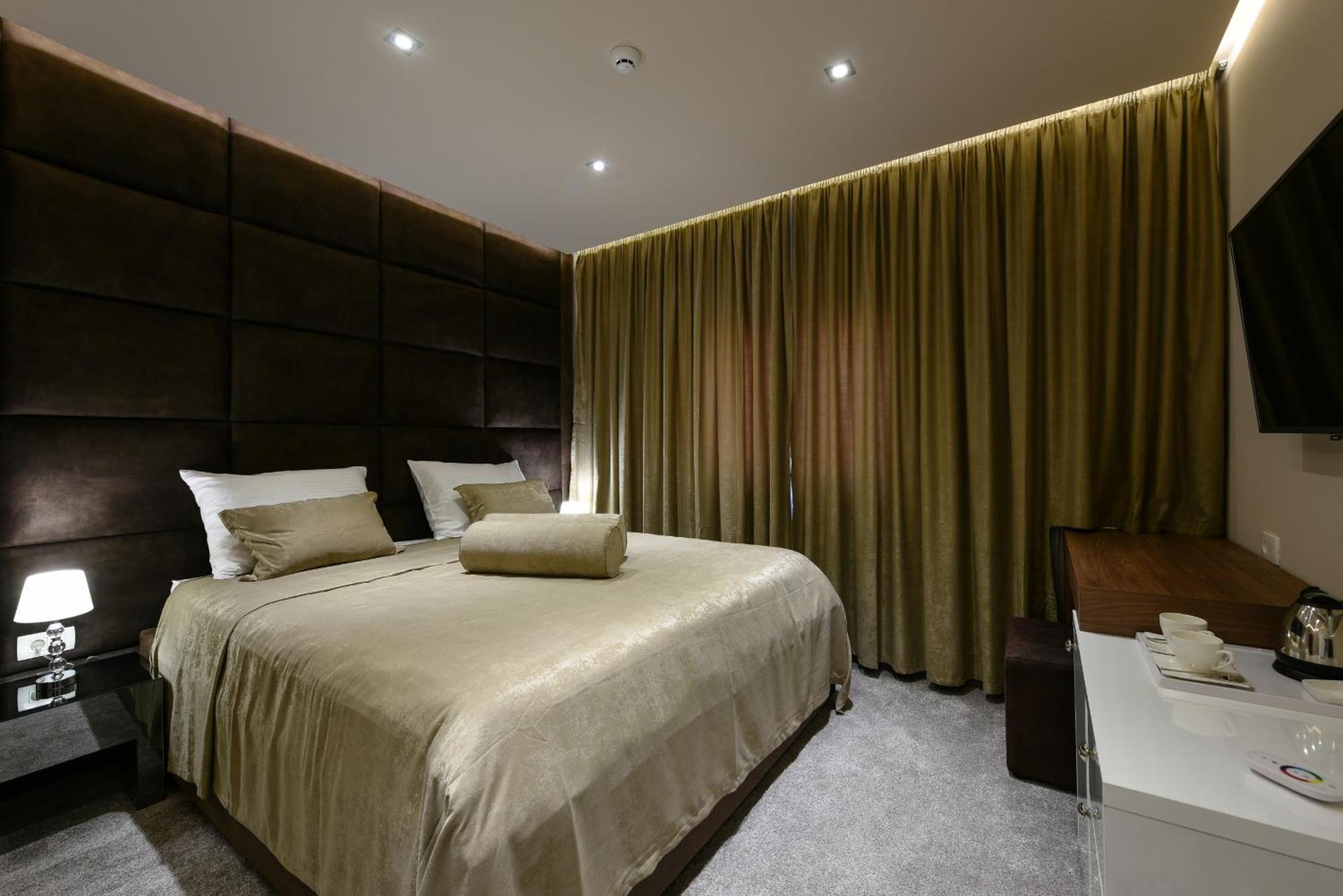 Lavie Zadarvillas *